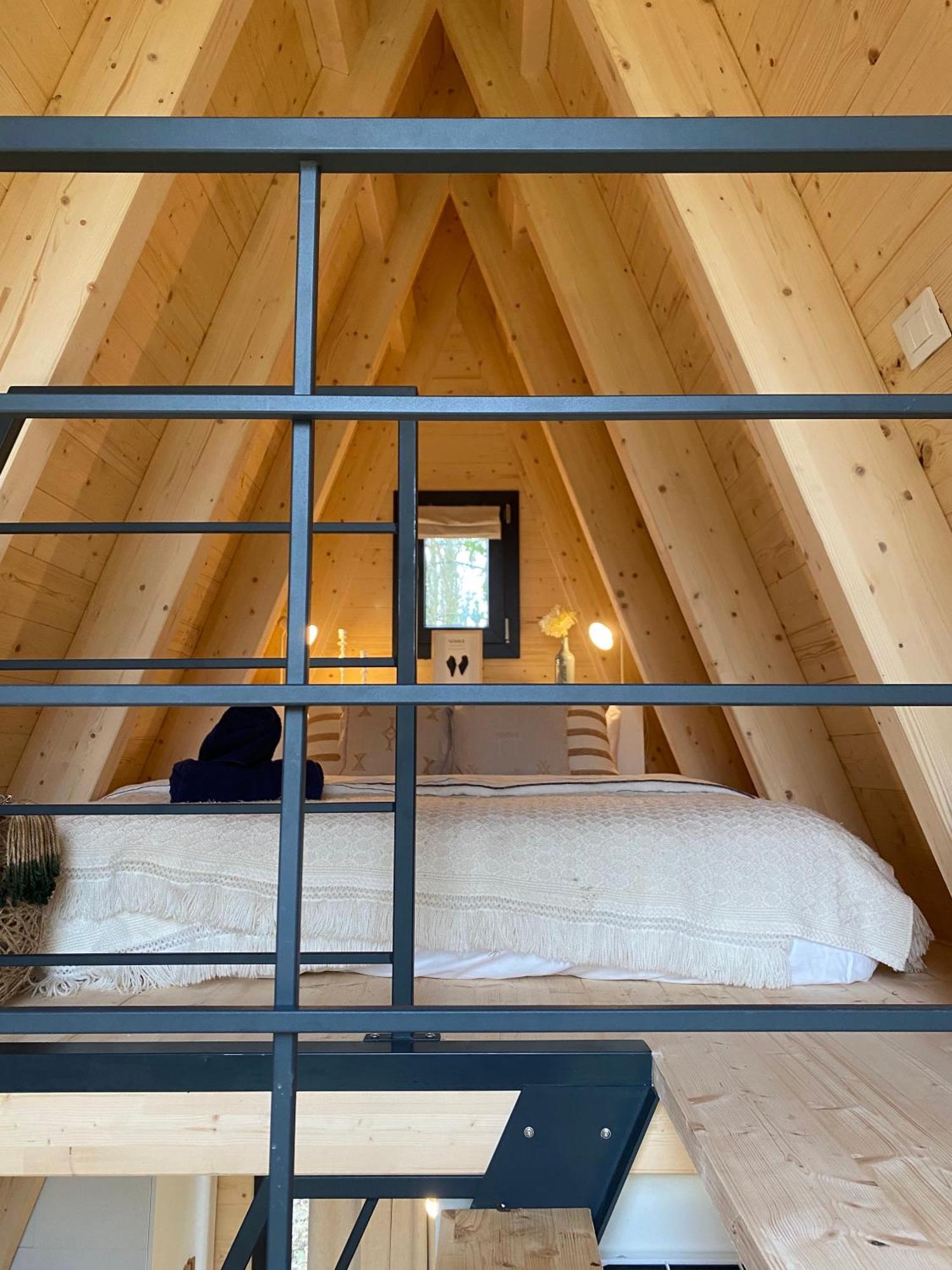 Ecolodges De Reve Dans Un Chateau De Conte De Fees Les-Trois-Moutiers Extérieur photo