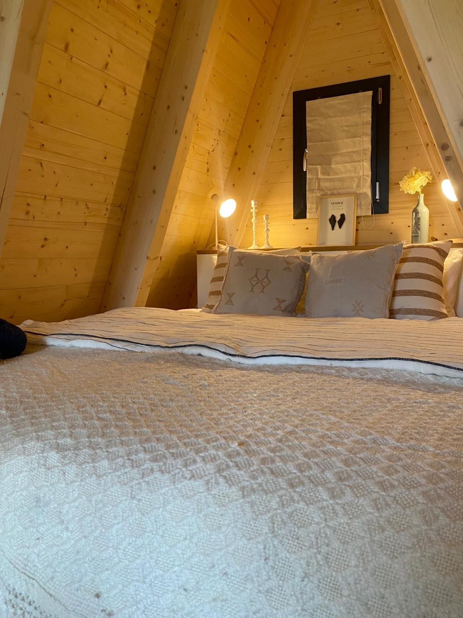 Ecolodges De Reve Dans Un Chateau De Conte De Fees Les-Trois-Moutiers Extérieur photo