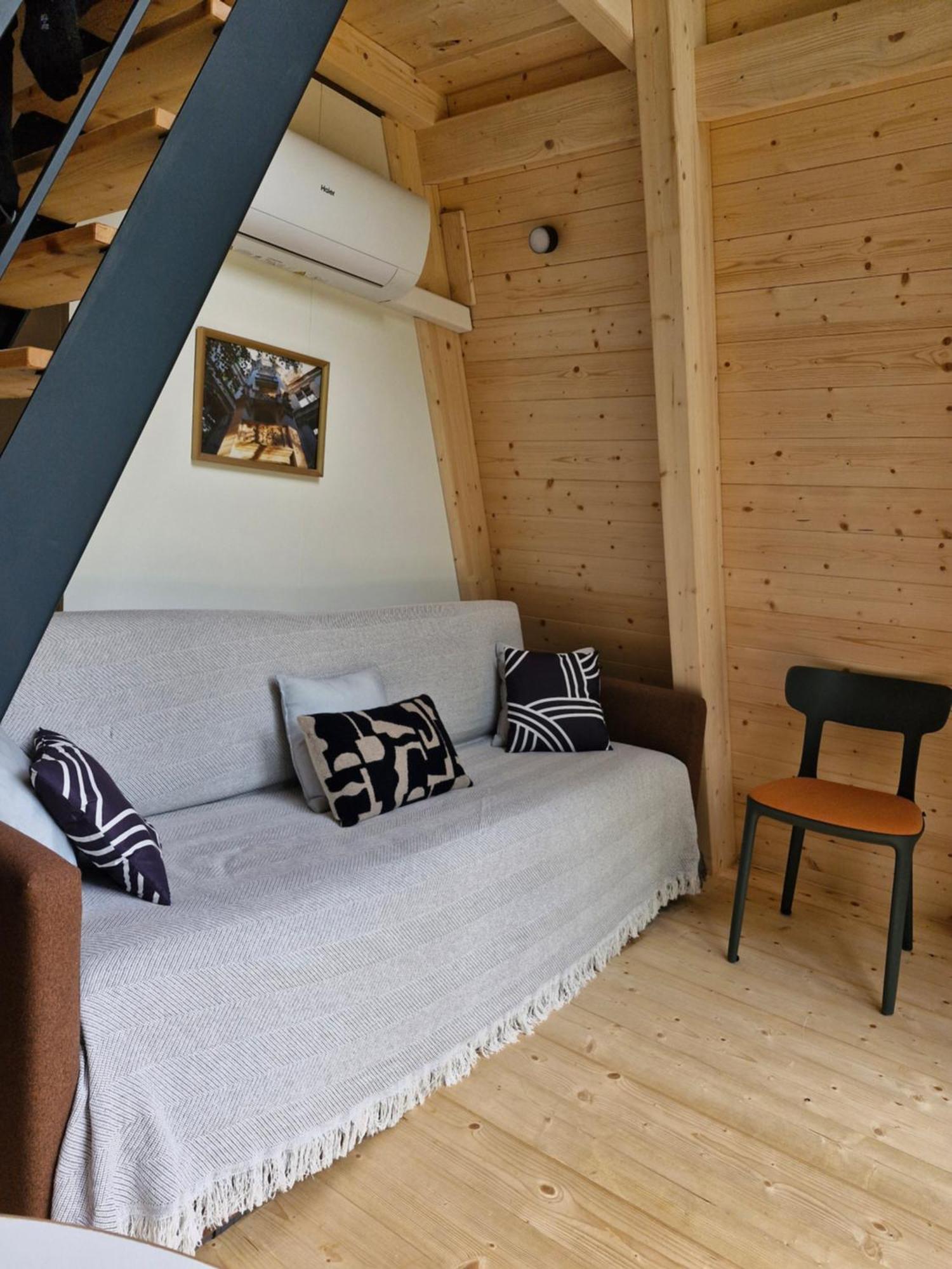 Ecolodges De Reve Dans Un Chateau De Conte De Fees Les-Trois-Moutiers Chambre photo