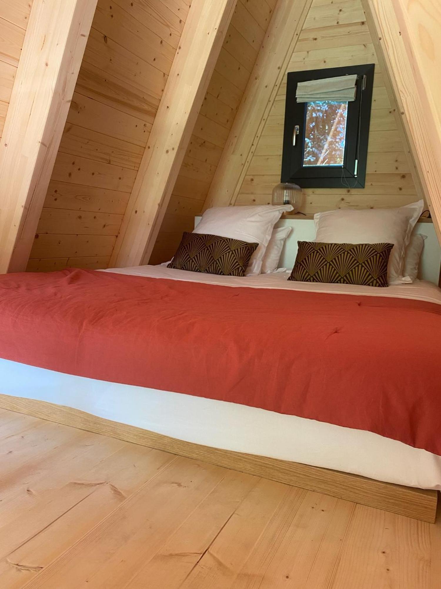 Ecolodges De Reve Dans Un Chateau De Conte De Fees Les-Trois-Moutiers Extérieur photo