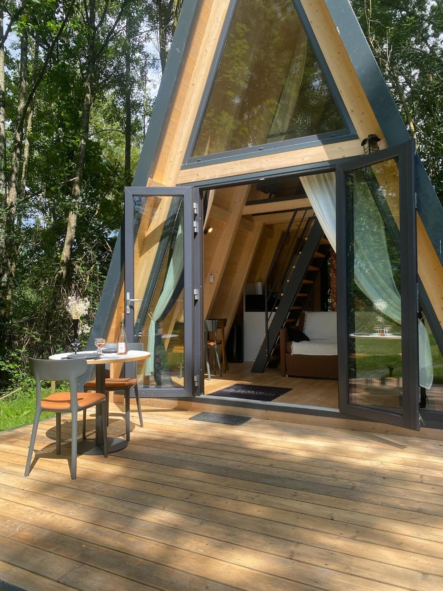 Ecolodges De Reve Dans Un Chateau De Conte De Fees Les-Trois-Moutiers Extérieur photo
